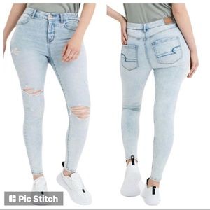 American Eagle curvy hi rise icy blue distressed next level stretch jegg…